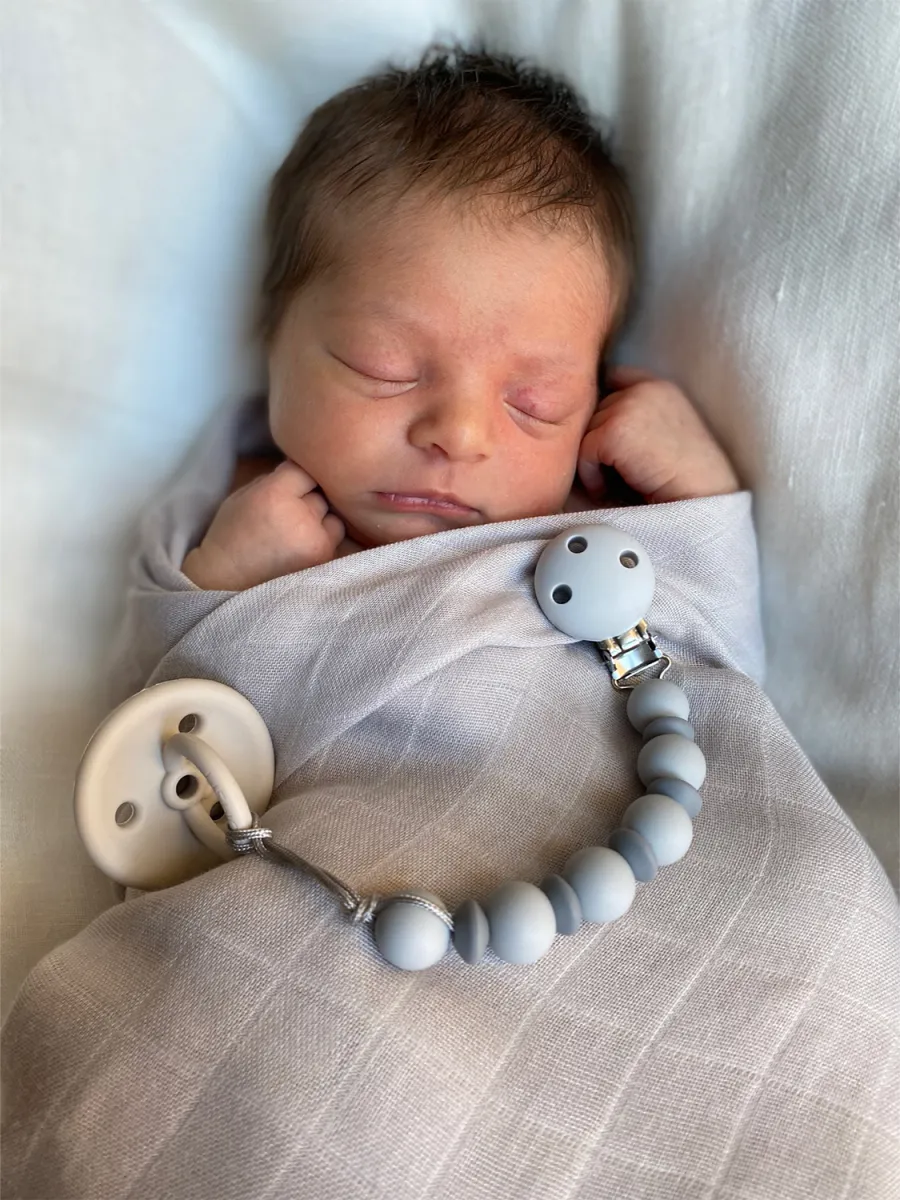 JACK O JUNO POM POM MUSLIN TEPPER - PEARL & DUSTY GRAY