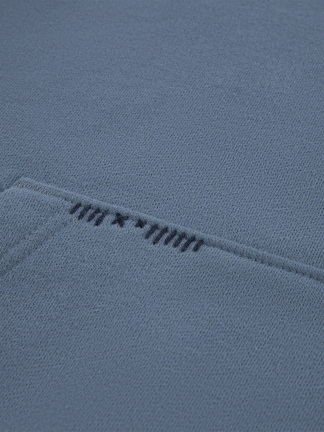 ABERCROMBIE CRAFTED GRAPHIC HETTEGENSER